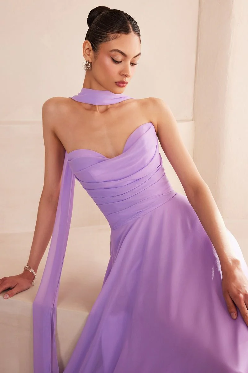 T703 - Image 3